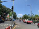 Lampu-lalu-lintas-atau-traffic-light-di-Simpang-Ekalokasari-atau-Ekalos-Kecamatan-Bogor-Timur-K.jpg