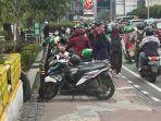 Parkir-liar-Citayam-Fashion-Week.jpg