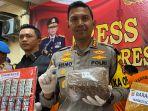 Penampakan-cokelat-ganja-yang-berhasil-dibongkar-oleh-Polresta-Bogor-Kota-Kamis-122024.jpg