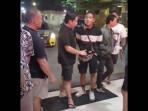 Pengamen-berpakaian-punk-bikin-ulah-di-sekitaran-Tugu-Kujang-Kota-Bogor.jpg