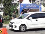Pengendara-mobil-di-Simpang-Gadog-Selasa-352022.jpg