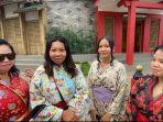 Pengunjung-Mini-Mania-asal-Citeureup-menjajal-pakaian-tradisional-Jepang.jpg