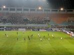 Persikabo-1973-melawan-Persis-Solo-dalam-laga.jpg