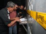 Petugas-melakukan-operasi-tempat-hiburan-malam-di-bogor.jpg