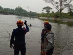 Proses-pencarian-korban-tenggelam-di-Danau-Permata-Sentul-Desa-Leuwinutug.jpg
