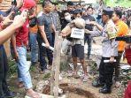 Rekonstruksi-pembunuhan-sekeluarga-di-Way-Kanan-Pelaku-Erwin.jpg