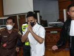 Richard-Eliezer-divonis-1-tahun-6-bulan.jpg