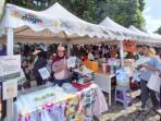 Suasana-stan-stan-pelaku-UMKM-di-CFD-atau-Car-Free-Day-di-Cibinong.jpg