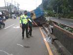 Truk-oleng-1122022.jpg