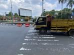 Zebra-cross-atau-penyeberangan-orang-di-Simpang-Ekalokasari-tidak-bisa-digunakan-o.jpg