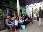 antre-bpjs-ketenagakerjaan-bogor_20151013_083805.jpg