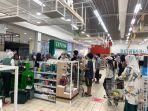 antrean-di-mall-botani.jpg