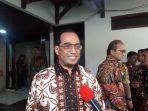 budi-karya-ke-rumah-luhut.jpg