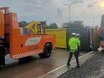 bus-jurusan-Jakarta-Cirebon-terguling-di-Tol-Cipali.jpg