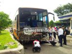 bus-pariwisata_20170423_122420.jpg