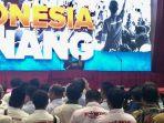 capres-prabowo-subianto-didampingi-cawapres-sandiaga-uno-saat-menyampaikan-pidato-kebangsaan.jpg