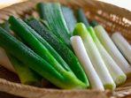 daun-bawange.jpg