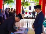 dedie-rachim-lantik-kepala-sekolah.jpg