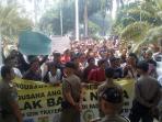 demo-angkot-bogor_20151007_092755.jpg