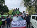 demo-kang-angkot-di-bogor.jpg