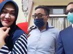 dituding-terlantarkan-anak-dan-bunuh-lina-teddy-geram-pengacara-buka-suara.jpg