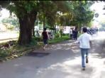 dua-kelomppok-pelajara-bikin-kesal-warga-jalan-kresna-bogor-utara_20160525_122615.jpg