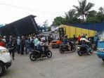 dua-truk-terlibat-kecelakaan-di-caringin-bogor-selasa-17122019.jpg