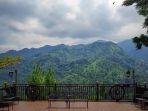 edensor-hills-villa-resort-cafe.jpg
