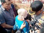 ibu-tersangka-bayi-tewas-di-bak-mandi.jpg