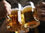 ilustrasi-minuman-alkohol_20181009_151358.jpg