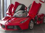 ilustrasi-mobil-ferrari_20181016_132342.jpg