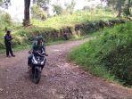 jalan-di-wilayah-Desa-Malasari.jpg