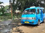 jalan-rusak-ciampe-bogor-ban-bocor.jpg