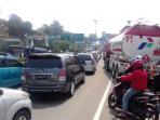 jalur-puncak-satu-arah_20151014_101707.jpg