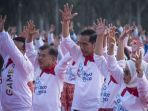 jokowi-poco-poco_20180805_111549.jpg