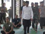 jokowi-solat-jumat.jpg