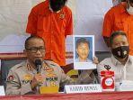 kabid-humas-polda-metro-jaya-kombes-pol-yusri-yunus-menunjukkan-foto-dpo.jpg