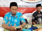ketua-panitia-pilkades-desa-bojonggede-abdul-razat-saat.jpg