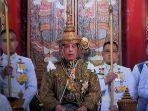 maha-vajiralongkorn-ketika-dinobatkan-sebagai-raja-thailand.jpg