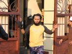 napi-teroris-di-rutan-mako-brimob-kelapa-dua-menyerah-kamis-1052018_20180510_150006.jpg
