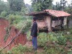 pa-rumah-warga-di-Kamp.jpg