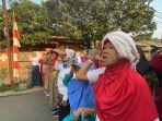 pacara-bendera-menggunakan-pakaian-yang-unik-Kamis-1782023.jpg