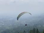 paralayang-puncak.jpg