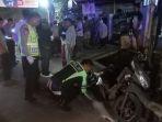 pengendara-sepeda-motor-paruh-baya-berinisial-J-55-warga-Cileungsi-tewas-dalam-kecelakaan.jpg