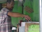 penjual-pempek-balkot_20170405_203925.jpg