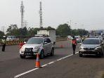 penyekatan-kendaraan-yang-masuk-ke-kota-bogor.jpg