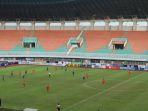 pertandingan-persib-bandung-vs-borneo-fc.jpg