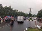 pkl-di-area-stadion-pakansari-bogor.jpg