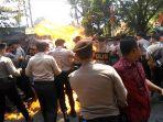 polisi-terbakar.jpg