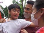rafathar-nangis-swab-lewat-hidung.jpg